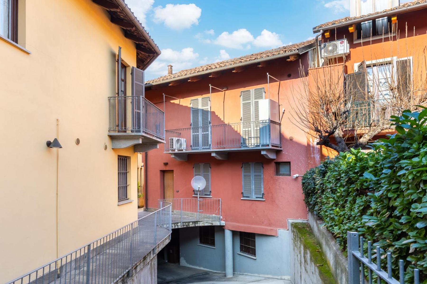 Appartamento Strepitoso Loft Con Vista Duomo Alba  Esterno foto